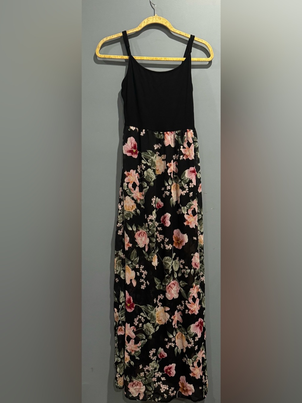 Forever 21 Black Floral Sheer Overlay Maxi Dress Size L